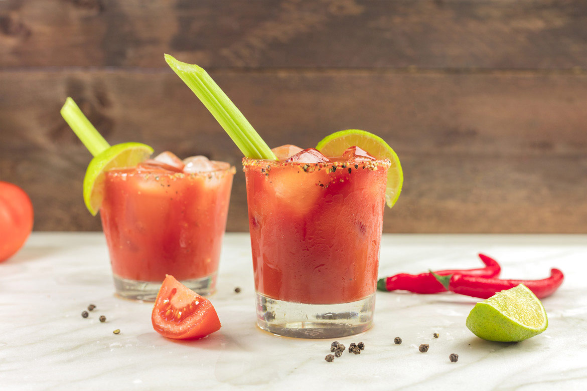 Bloody Mary: quando il cocktail si tinge di rosso